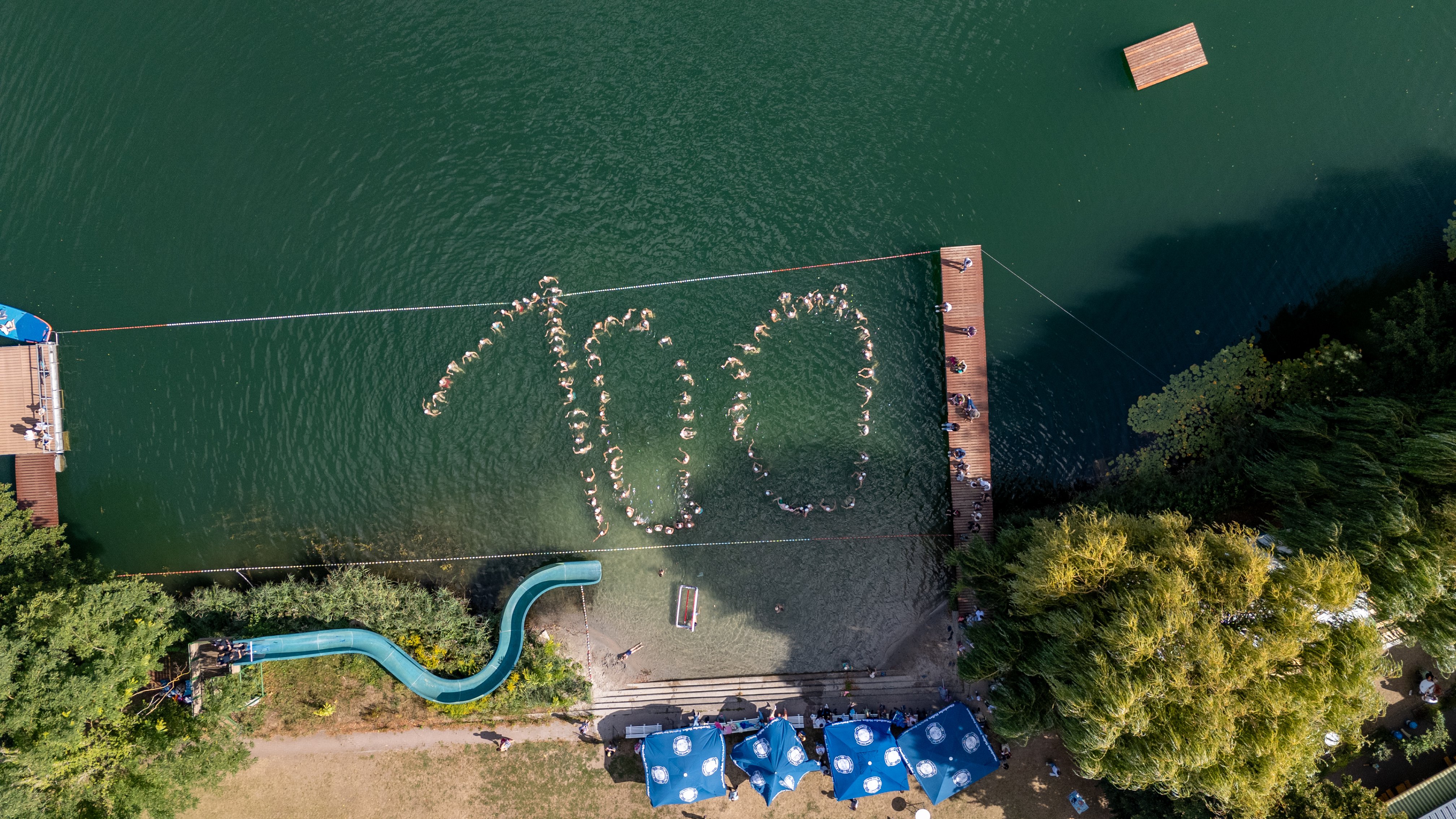 100 Schwimmer