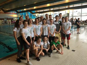 DMS: Damen halten die Klasse, Männer steigen ab