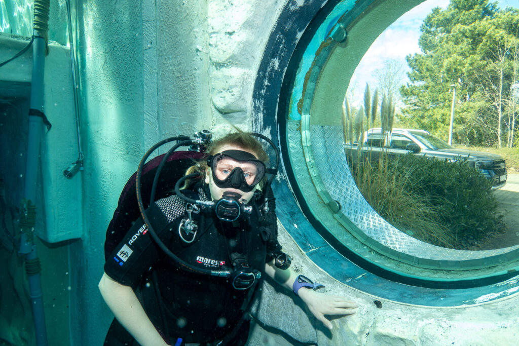 Ein Märztag mit Urlaubstauchfeeling: Die Sporttaucher Neptun des WSV 1926 Großkrotzenburg beim Indoor-Tauchen